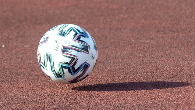 一直表现出 一直表现出